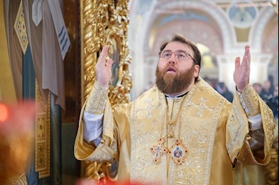 Митрополит Игнатий совершил Божественную литургию в Свято-Троицком кафедральном соборе г. Саратова