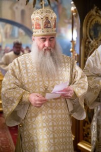 Божественная литургия и панихида по Архиепископу Пимену (Хмелевскому) в Свято-Троицком кафедральном соборе города Саратова