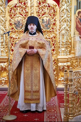 Митрополит Игнатий совершил Божественную литургию в Свято-Троицком кафедральном соборе г. Саратова