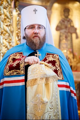 Митрополит Игнатий совершил Божественную литургию в Свято-Троицком кафедральном соборе г. Саратова