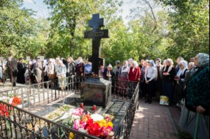 В преддверии празднования Собора Саратовских святых совершена панихида по убиенным в годы гонений