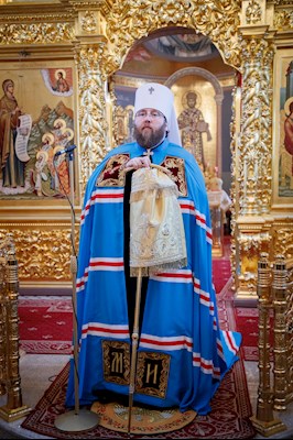 Митрополит Игнатий совершил Божественную литургию в Свято-Троицком кафедральном соборе г. Саратова