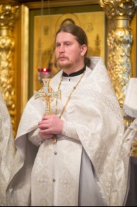Крещальная литургия в Свято-Троицком кафедральном соборе Саратова