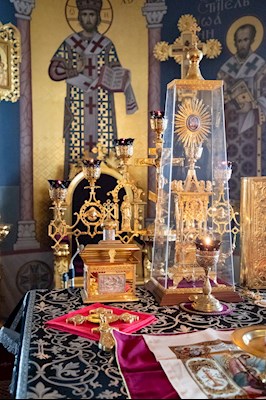Митрополит Игнатий совершил Литургию Преждеосвященных Даров на Архиерейском подворье — в Свято-Троицком кафедральном соборе г. Саратова