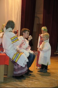 В храмах Саратовской епархии прошли театрализованные утренники, посвященные светлому празднику Воскресения Христова