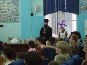 В Саратовской епархии с Рождеством Христовым поздравили пациентов социальных учреждений и больниц