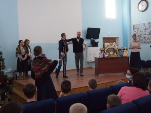 В Саратовской епархии с Рождеством Христовым поздравили пациентов социальных учреждений и больниц