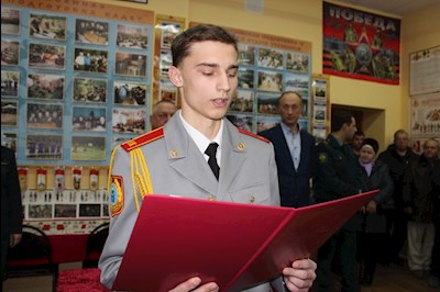 Священник поздравил коллектив кадетской школы-интерната