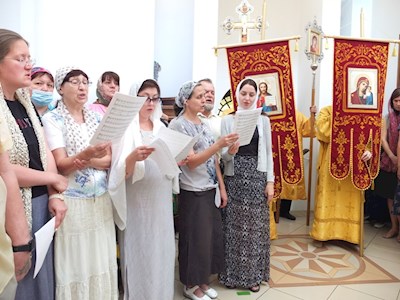 В саратовских храмах отметили День Крещения Руси