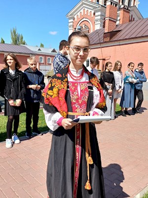 В Покровской православной гимназии прошел фестиваль «Кланяюсь низко родной старине»