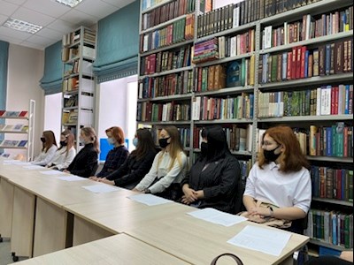 В Покровской гимназии состоялся профориентационный семинар для студентов университета