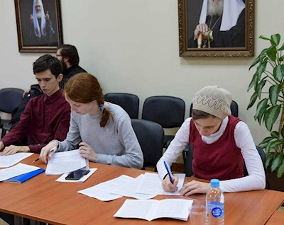 Молодые теологи представили в СПДС свои научные работы