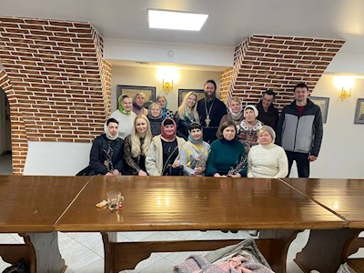 В библейских группах Саратовской епархии проходят занятия по изучению Священного Писания