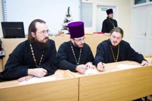 Первый епархиальный конкурс алтарников