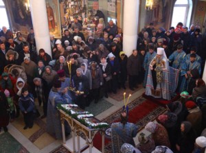 Божественная литургия в храме в честь Всех Святых, в земле Российской просиявших г. Саратова