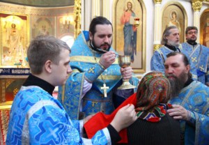 Божественная литургия в храме в честь Всех Святых, в земле Российской просиявших г. Саратова