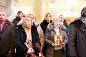 В Покровский храм Саратова принесены мощи святителя Луки (Войно-Ясенецкого)