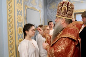 Крещальная Литургия в Свято-Троицком соборе Саратова