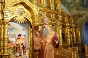 Крещальная Литургия в Свято-Троицком соборе Саратова