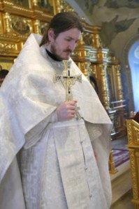 Крещальная Литургия в Свято-Троицком соборе Саратова