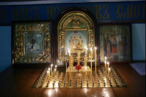 Всенощное бдение в Духосошественском кафедральном соборе Саратова