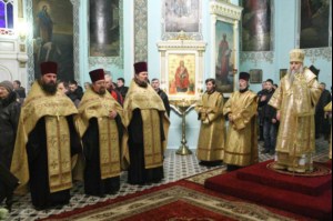 Всенощное бдение в Духосошественском кафедральном соборе Саратова