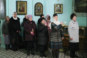 Всенощное бдение в Духосошественском кафедральном соборе Саратова