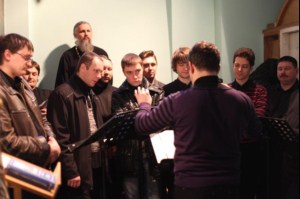 Великое повечерие с чтением покаянного канона преподобного Андрея Критского в Духосошественском кафедральном соборе Саратова