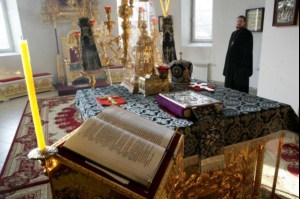 Литургия Преждеосвященных Даров в Свято-Троицком кафедральном соборе Вольска
