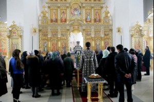 Литургия Преждеосвященных Даров в Свято-Троицком кафедральном соборе Вольска