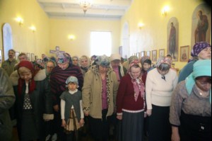 Божественная литургия в храме во имя святых мучениц Веры, Надежды, Любови и матери их Софии п. Светлый Татищевского района