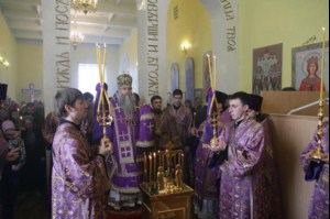 Божественная литургия в храме во имя святых мучениц Веры, Надежды, Любови и матери их Софии п. Светлый Татищевского района