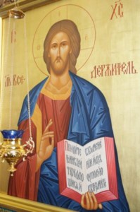 Божественная литургия в храме во имя святых мучениц Веры, Надежды, Любови и матери их Софии п. Светлый Татищевского района
