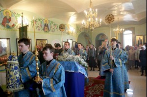 Божественная литургия в храме во имя преподобного Сергия Радонежского п. Сергиевский Саратовского района