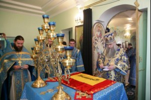 Божественная литургия в храме во имя преподобного Сергия Радонежского п. Сергиевский Саратовского района