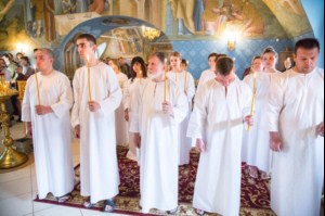 Крещальная Литургия в Свято-Троицком соборе Саратова