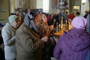 Божественная литургия в храме в честь Покрова Пресвятой Богородицы Саратова