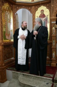 Накануне Пасхи Митрополит Лонгин посетил ряд приходов