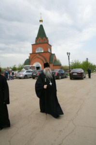 Накануне Пасхи Митрополит Лонгин посетил ряд приходов