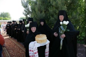 Всенощное бдение в Свято-Никольском женском монастыре поселка Монастырский