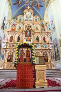 Всенощное бдение в храме в честь Покрова Пресвятой Богородицы г.Саратова