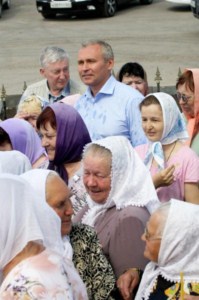 Божественная литургия в храме святых Царственных Страстотерпцев п. Дубки Саратовского района