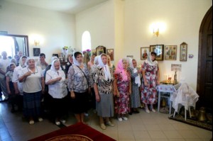 Божественная литургия в храме в честь Владимирской иконы Божией Матери с. Багаевка Саратовского района