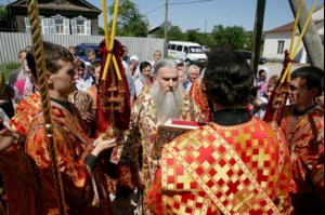 Божественная литургия в храме в честь Владимирской иконы Божией Матери с. Багаевка Саратовского района