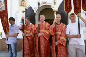 Божественная литургия в храме в честь Владимирской иконы Божией Матери с. Багаевка Саратовского района