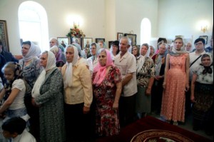 Божественная литургия в храме в честь Владимирской иконы Божией Матери с. Багаевка Саратовского района