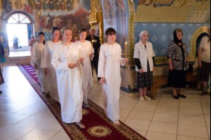 Крещальная Литургия в Свято-Троицком соборе Саратова