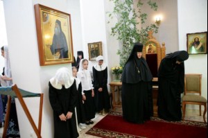 Божественная литургия в Свято-Алексиевском женском монастыре г. Саратова