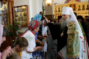 Божественная литургия в Свято-Алексиевском женском монастыре г. Саратова
