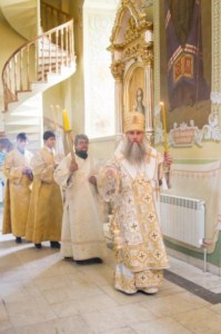 Всенощное бдение в Покровском храме Саратова